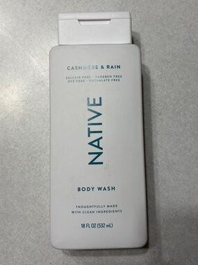 Native Body Wash - Cashmere & Rain Scent   18 fl oz